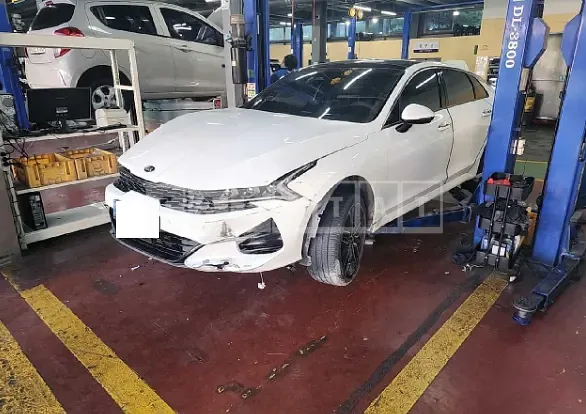 Photo 2 of 10: 2020 Kia K5, VIN KNAG3412BLA058107 — Korean insurance auction