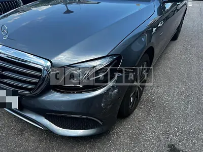 Photo 1 of 8: 2020 Mercedes-Benz (parts) E300 e 4Matic Headram — Korean insurance auction