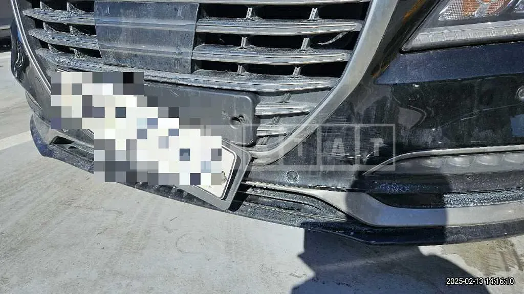 Photo 2 of 5: 2018 Genesis (parts) G80 Front Bumper — Korean insurance auction