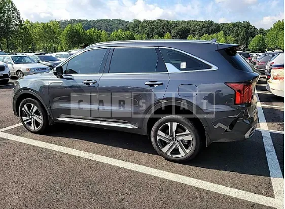 Photo 2 of 9: 2022 Kia Sorento, VIN KNARH81GBNA109708 — Korean insurance auction
