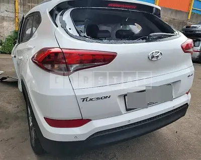 Photo 1 of 10: 2015 Hyundai Tucson — Korean insurance auction