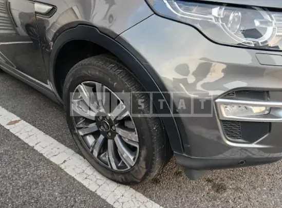 Photo 2 of 26: 2017 Land Rover Discovery Sport 2.0d — Korean insurance auction