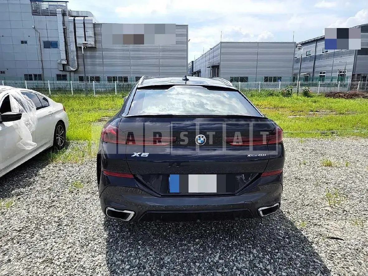 Photo 2 of 9: 2022 BMW X6 xDrive40i, VIN WBACY6104N9M95309 — Korean insurance auction