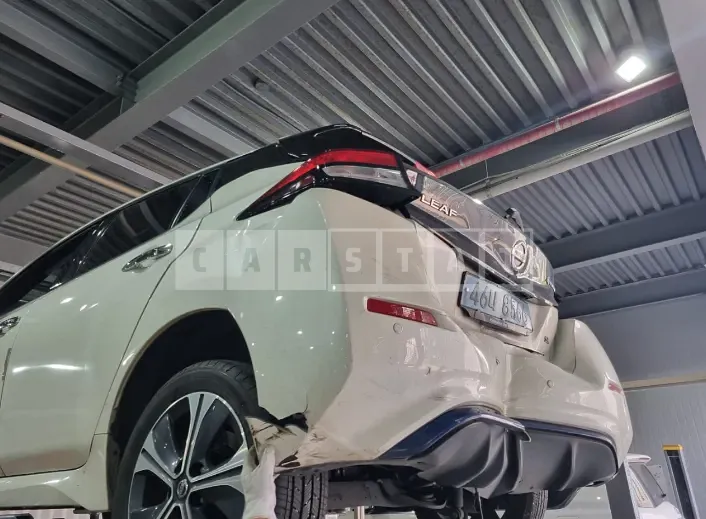 Photo 2 of 19: 2019 Nissan Leaf — Korean insurance auction