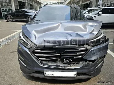Photo 1 of 8: 2016 Hyundai Tucson — Korean insurance auction