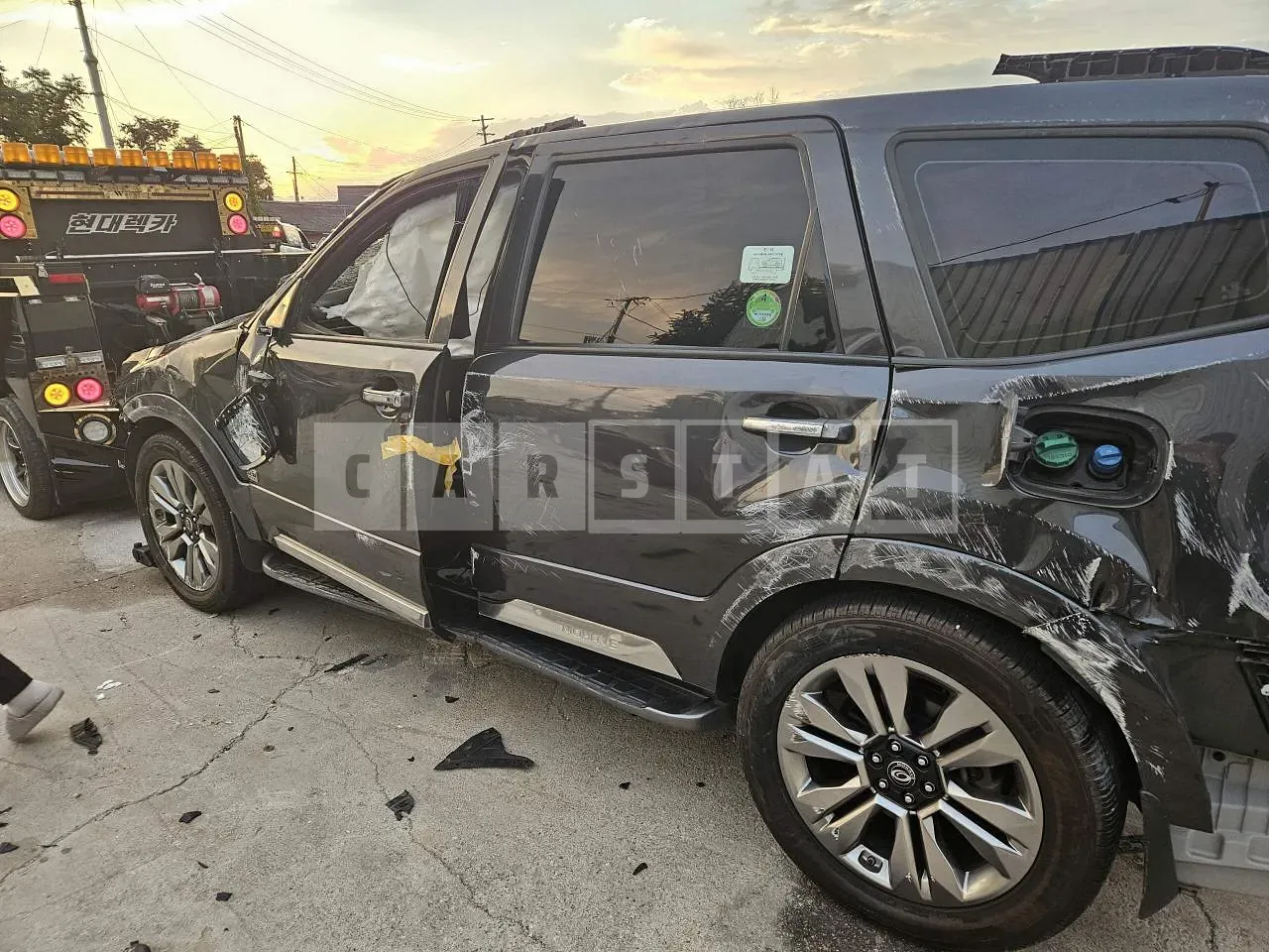 Photo 2 of 13: 2020 Kia Mojave, VIN KNAKM814DMA210341 — Korean insurance auction