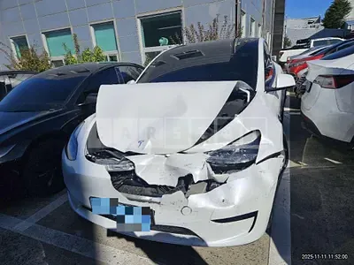 Photo 1 of 13: 2024 Tesla Model Y RWD — Korean insurance auction