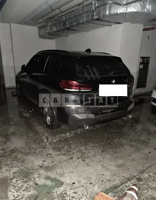 Photo 2 of 7: 2021 BMW X1 xDrive 18d — Korean insurance auction