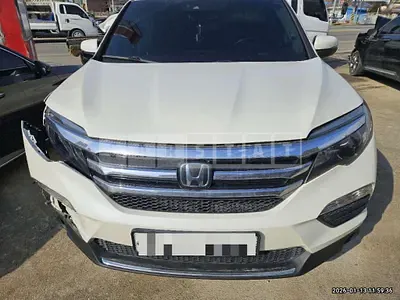 Photo 1 of 12: 2018 Honda Pilot — Korean insurance auction