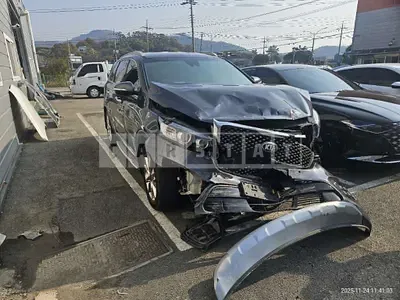 Photo 1 of 13: 2015 Kia Sorento — Korean insurance auction