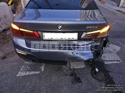 Photo 1 of 5: 2019 BMW 520d M Sport Package, VIN WBAJF3102KBS70810 — Korean insurance auction