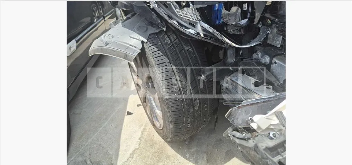 Photo 2 of 39: 2019 Mercedes-Benz E300 4Matic — Korean insurance auction