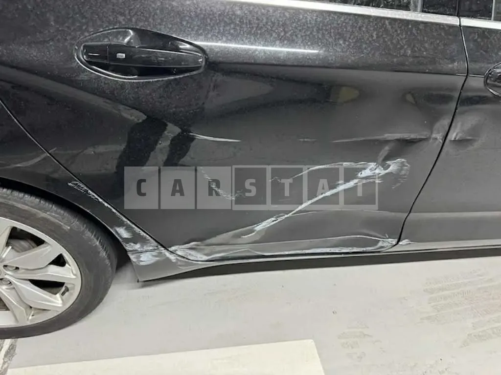 Photo 2 of 13: 2017 Chevrolet Impala — Korean insurance auction