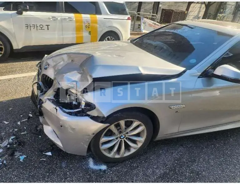 Photo 2 of 10: 2015 BMW 520d — Korean insurance auction