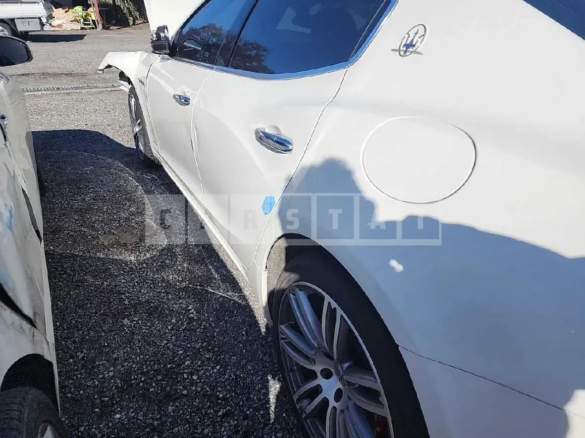 Photo 2 of 26: 2018 Maserati Ghibli S Q4, VIN ZAM57YTG4J1305128 — Korean insurance auction