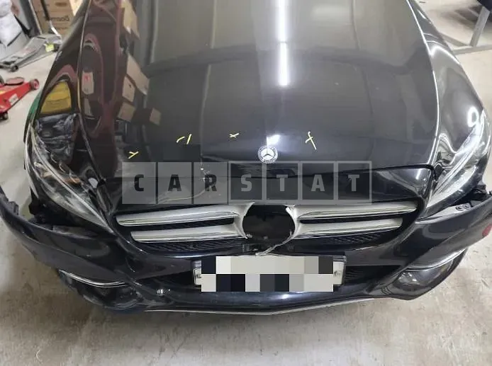 Photo 2 of 31: 2014 Mercedes-Benz C200 BlueTec, VIN WDDWF0EB6FF038783 — Korean insurance auction