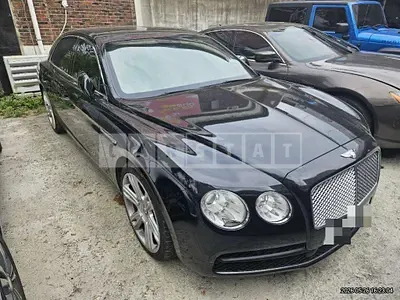 Photo 1 of 28: 2016 Bentley Flying Spur V8 — Korean insurance auction