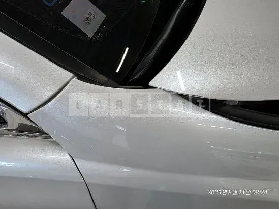 Photo 2 of 19: 2016 Lexus ES300h — Korean insurance auction
