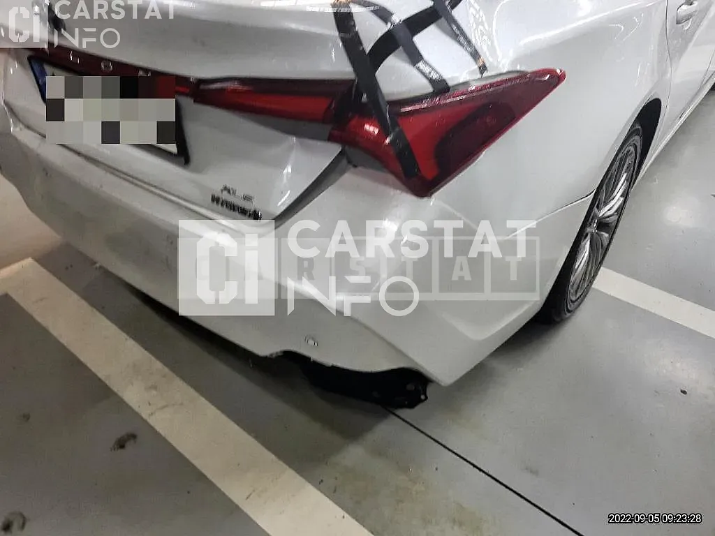 Photo 2 of 17: 2018 Toyota Avalon Hybrid — Korean insurance auction
