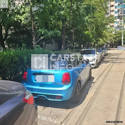Photo 2 of 6: 2018 MINI Bokni Cooper S Five-Door — Korean insurance auction