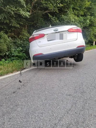 Photo 1 of 8: 2015 Kia K3 1.6 — Korean insurance auction