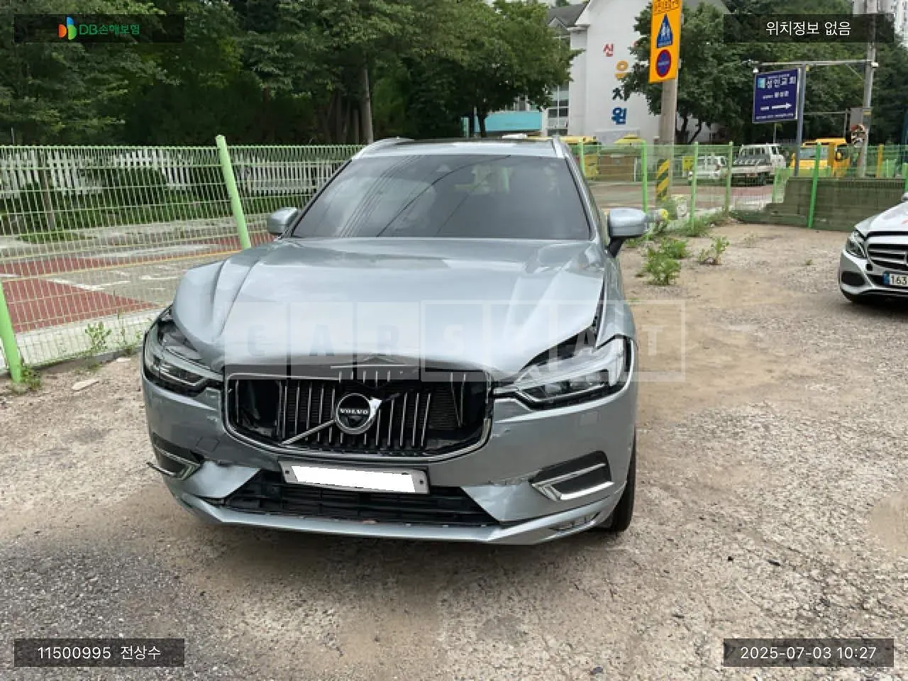 Photo 2 of 32: 2017 Volvo XC60 T6 AWD, VIN YV1UZA22CJ1019864 — Korean insurance auction