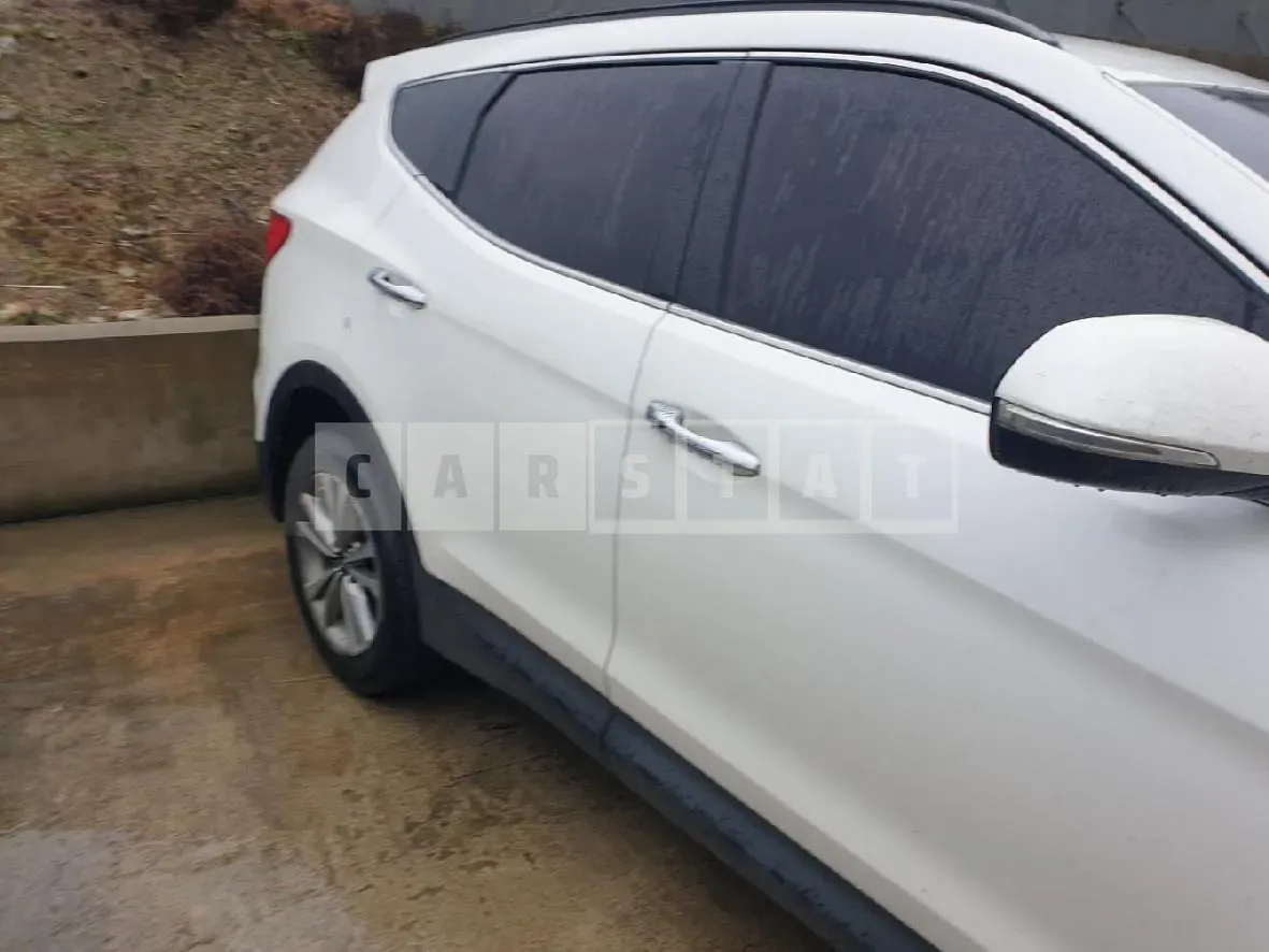 Photo 2 of 21: 2015 Hyundai Santa Fe DM, VIN KMHSW81UBFU468770 — Korean insurance auction