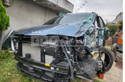 Photo 1 of 13: 2023 Kia Carnival, VIN KNANE81BBPS334427 — Korean insurance auction