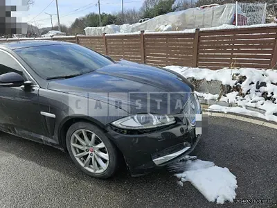 Photo 1 of 106: 2015 Jaguar XF 2.2d, VIN SAJAA06J1FDU54147 — Korean insurance auction