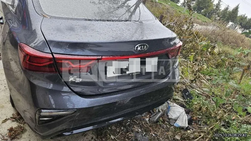 Photo 2 of 13: 2018 Kia Kz — Korean insurance auction