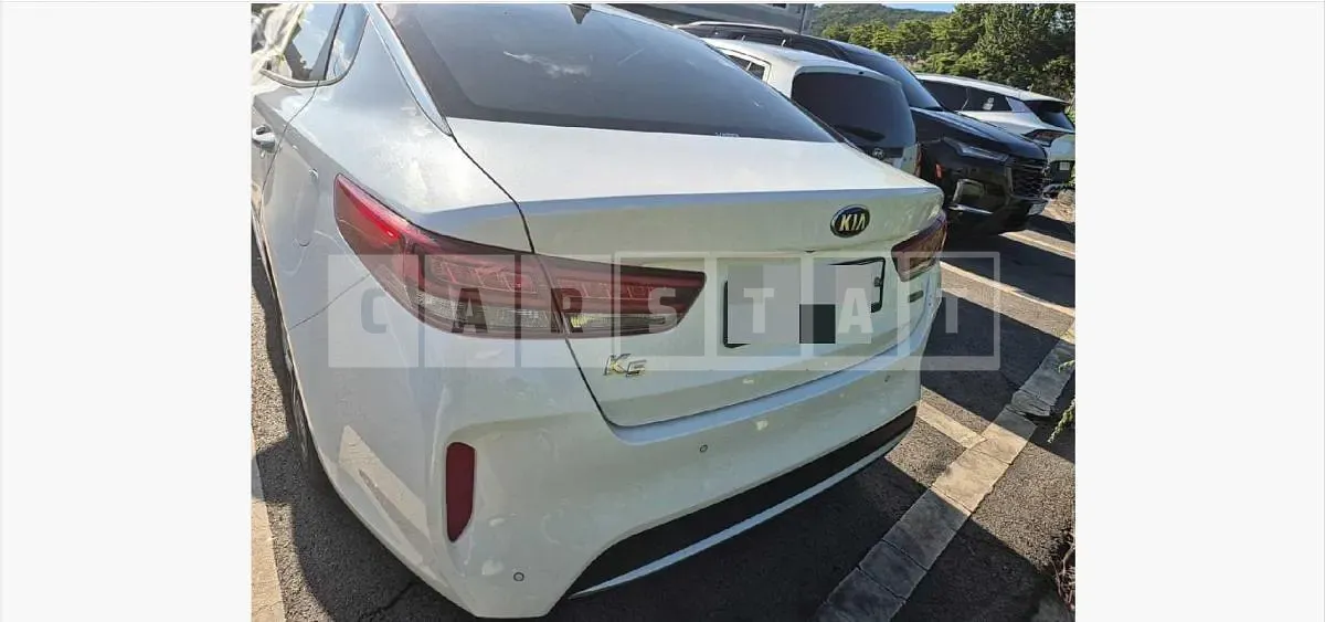 Photo 2 of 10: 2016 Kia K5 2.0 (Hybrid) — Korean insurance auction