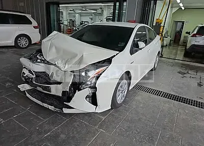 Photo 1 of 7: 2018 Toyota Prius — Korean insurance auction