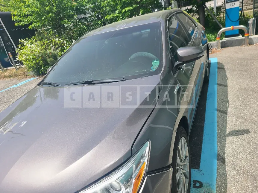 Photo 2 of 5: 2017 Toyota Camry Hybrid The — Korean insurance auction