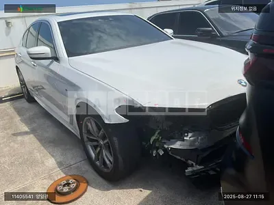 Photo 1 of 36: 2017 BMW 520d xDrive, VIN WBAJC5108JWB85498 — Korean insurance auction