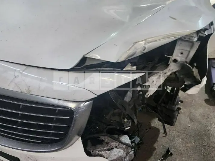 Photo 2 of 11: 2018 Kia Carnivals, VIN KNAMB81ABJS431294 — Korean insurance auction