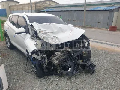 Photo 1 of 2: 2019 Hyundai Tucson TL 1.6, VIN KMHJ3812GKU927208 — Korean insurance auction