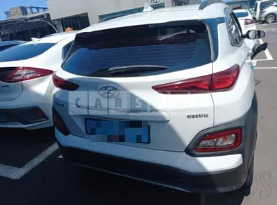 Photo 1 of 26: 2018 Hyundai Kona Electric, VIN KMHK281GFKU015959 — Korean insurance auction