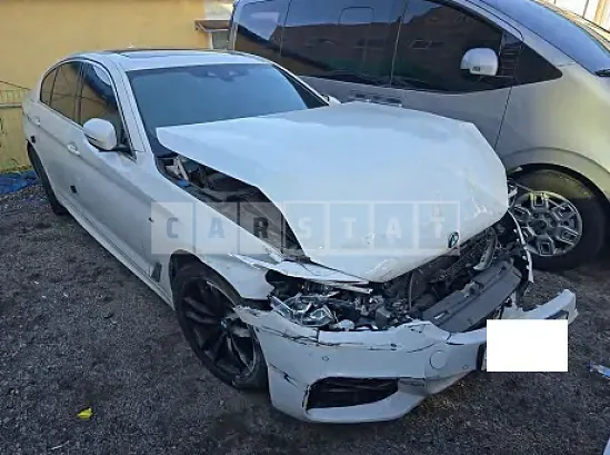 Photo 2 of 9: 2020 BMW 520d M Sport Package — Korean insurance auction