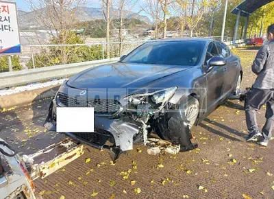 Photo 1 of 21: 2020 Kia Stinger, VIN KNAE351ADLS073427 — Korean insurance auction