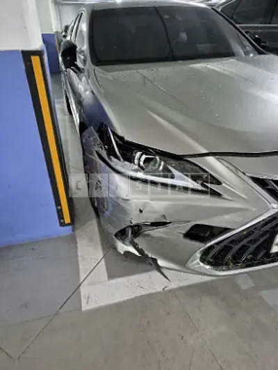 Photo 1 of 9: 2022 Lexus ES300h — Korean insurance auction