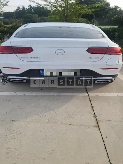 Photo 1 of 10: 2020 Mercedes-Benz GLC300 e 4Matic Coupe — Korean insurance auction
