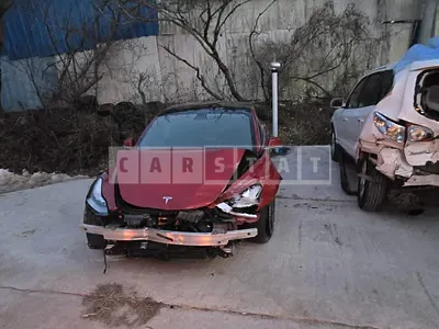 Photo 1 of 18: 2020 Tesla Model 3 Standard Range Plus, VIN 5YJ3E1EA8LF810035 — Korean insurance auction