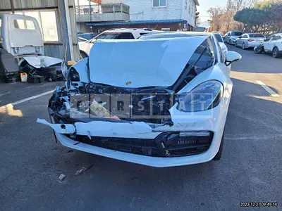 Photo 1 of 35: 2020 Porsche Panamera GTS, VIN WP0AG297XLL146596 — Korean insurance auction