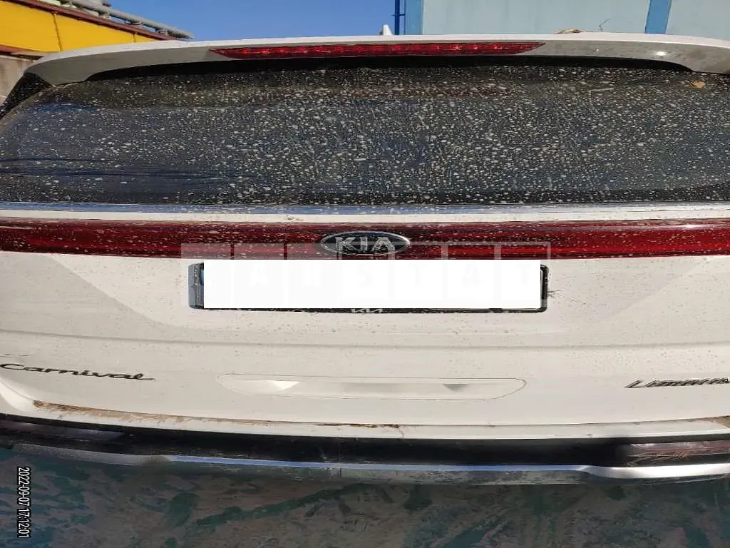 Photo 2 of 3: 2021 Kia Carnival Limousine, VIN KNANE81BBMS077396 — Korean insurance auction