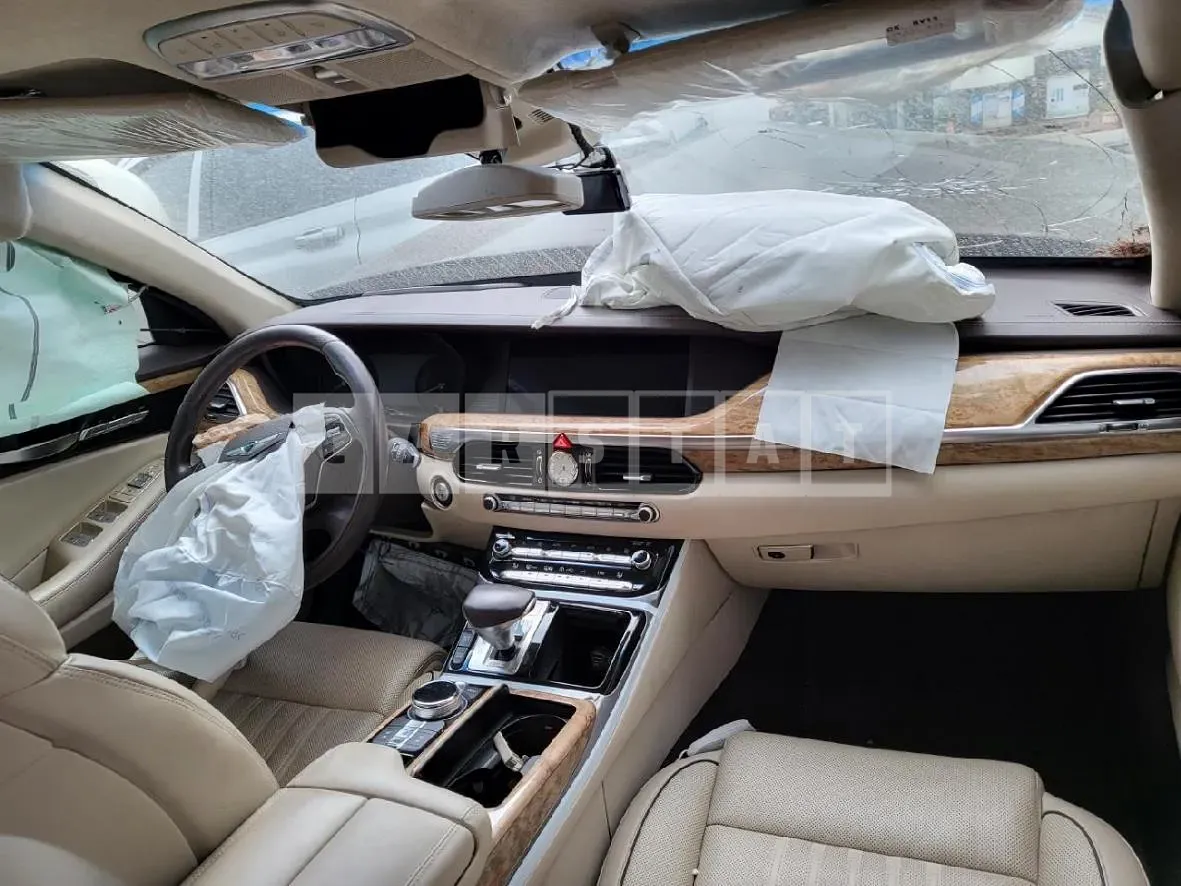 Photo 2 of 11: 2016 Genesis EQ900 3.3T — Korean insurance auction