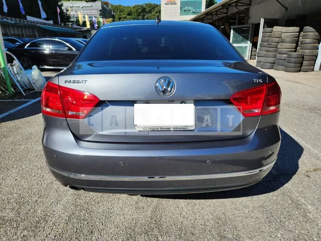 Photo 2 of 9: 2015 Volkswagen Passat 2.0 TDI, VIN 1VWZZZA3ZFC046953 — Korean insurance auction