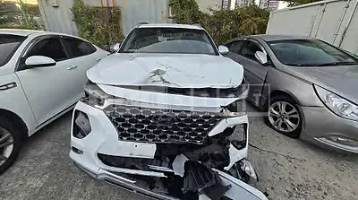 Photo 1 of 7: 2019 Hyundai Santa Fe — Korean insurance auction
