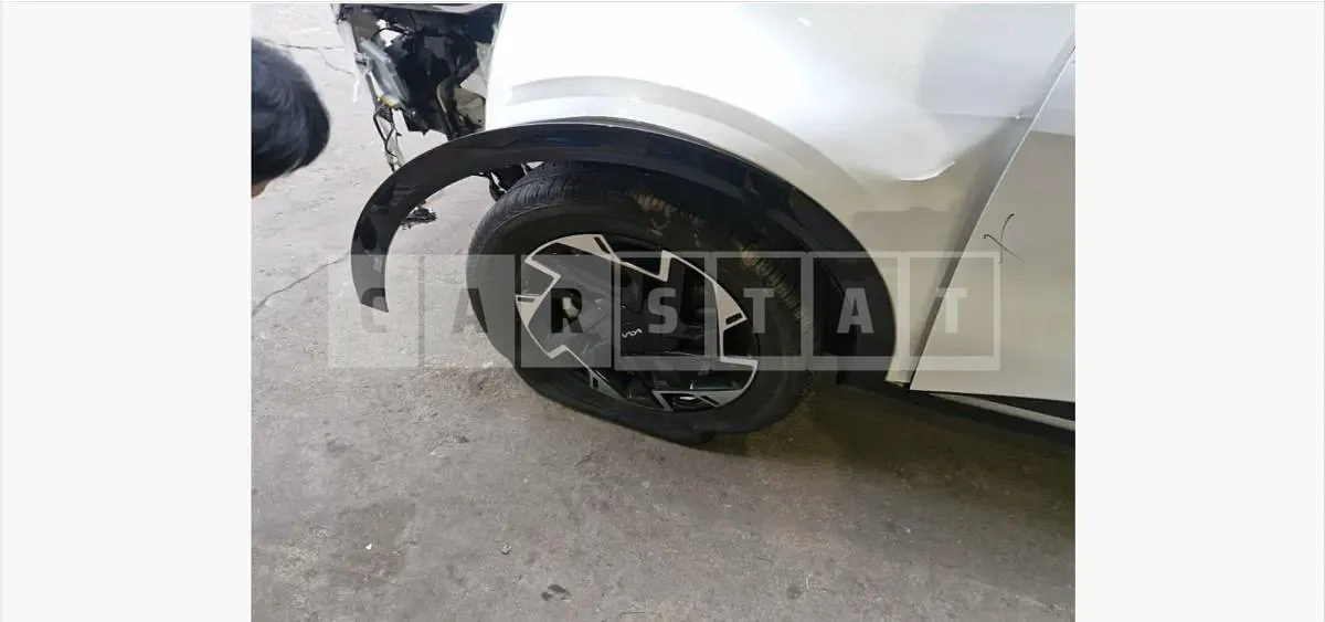 Photo 2 of 67: 2023 Kia Sportage — Korean insurance auction
