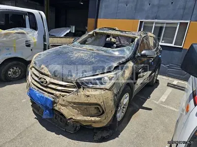 Photo 1 of 13: 2018 Hyundai Santa Fe — Korean insurance auction