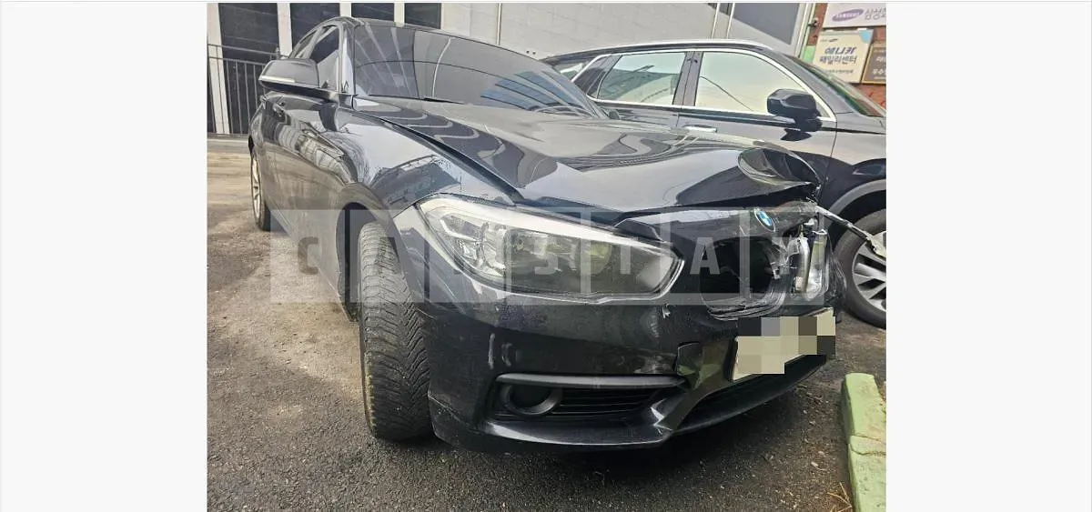 Photo 2 of 14: 2017 BMW 118d, VIN WBA1S5105JV995144 — Korean insurance auction